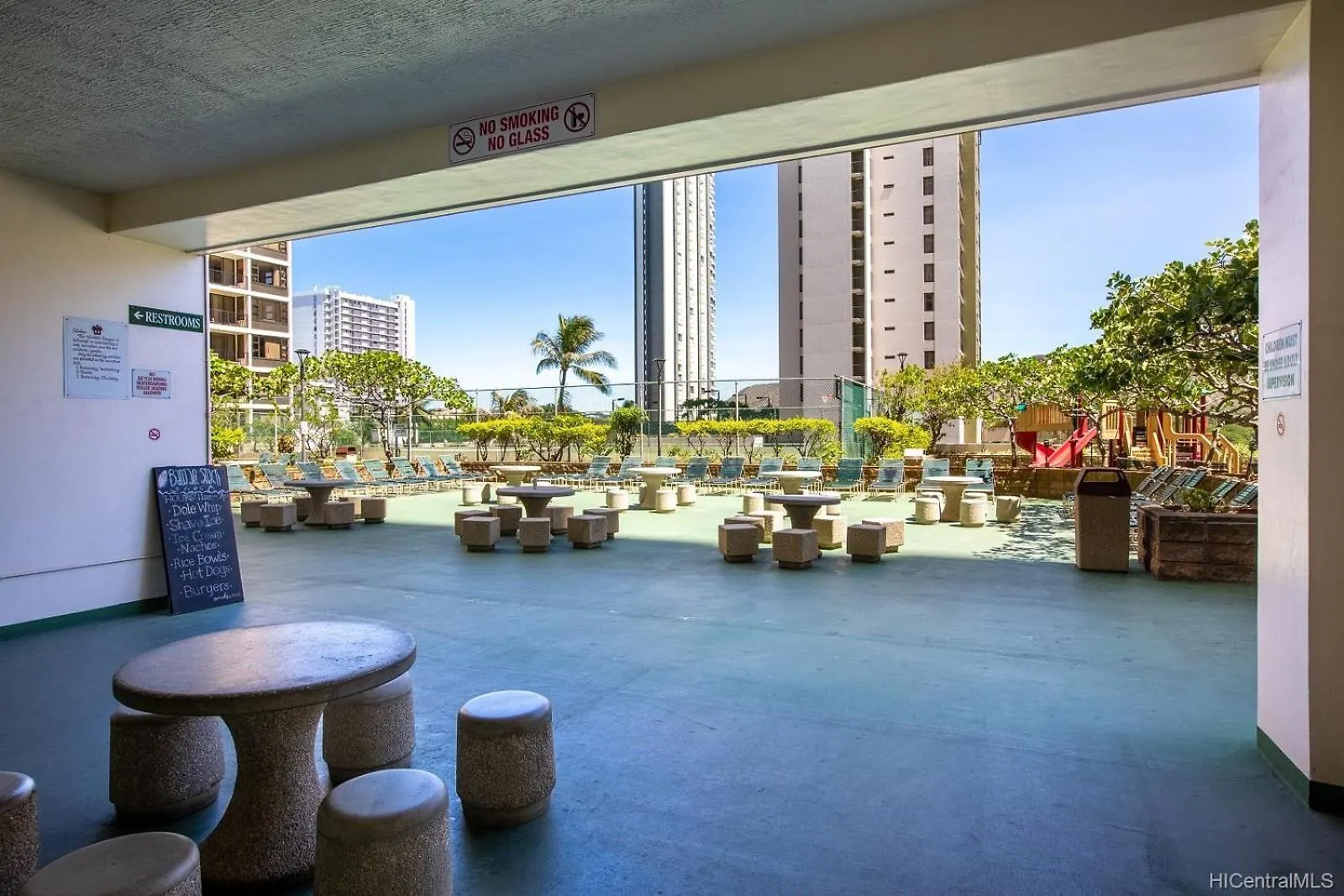 Апартаменты High Floor Oceanview Escape With Full Kitchen - Steps To Waikiki And Diamond Head Views, Free Parking Гонолулу
